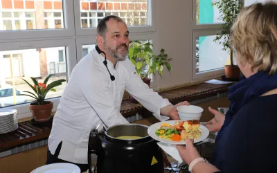 Nové trendy 2023 – inspirace (nejen) pro jídelny